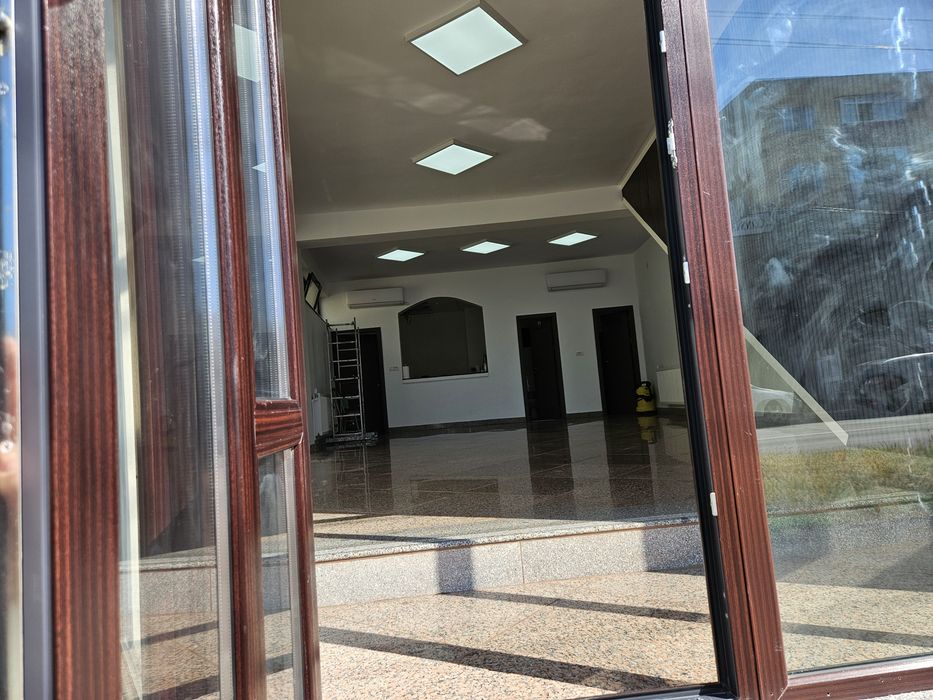 Spațiu comercial de închiriat
