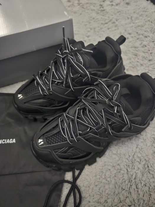 Balenciaga track negociabil