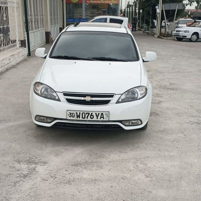 Mashina Chevrolet. Gentira