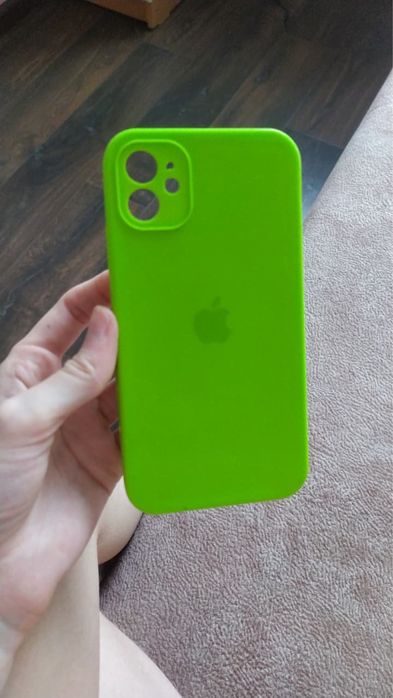 Чехлы на айфон 11