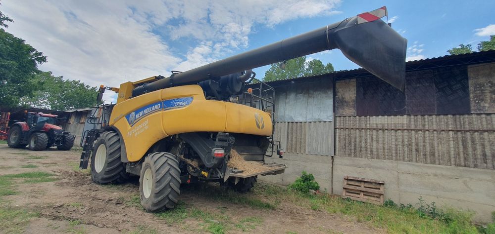 Combină New Holland CR9.90