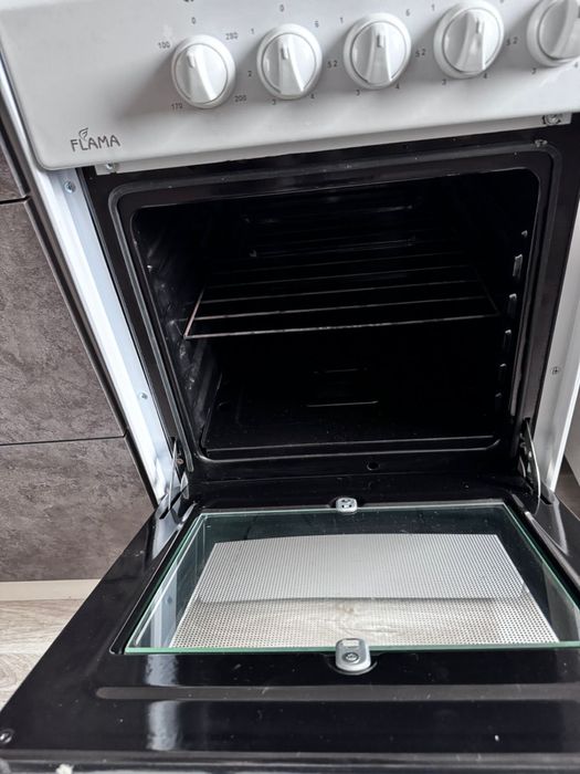 Продам электрическую плиту