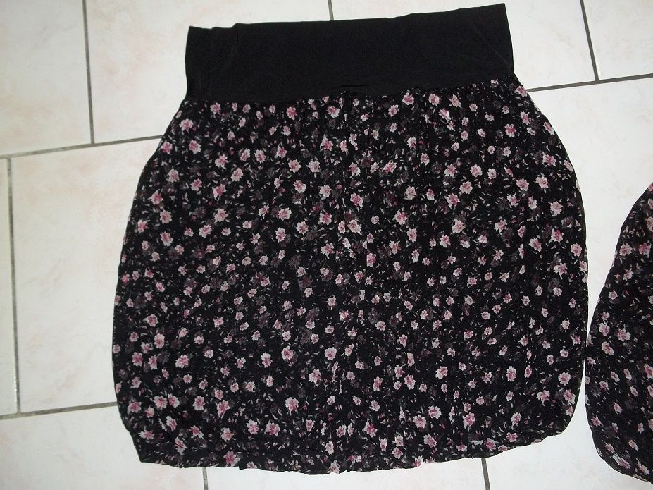 Fusta de vara cu flori