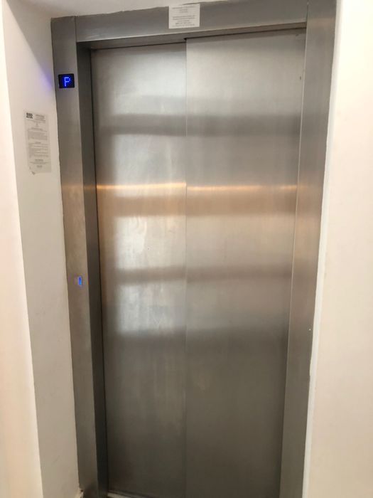 Curatenie scari de bloc / asociatii de proprietari