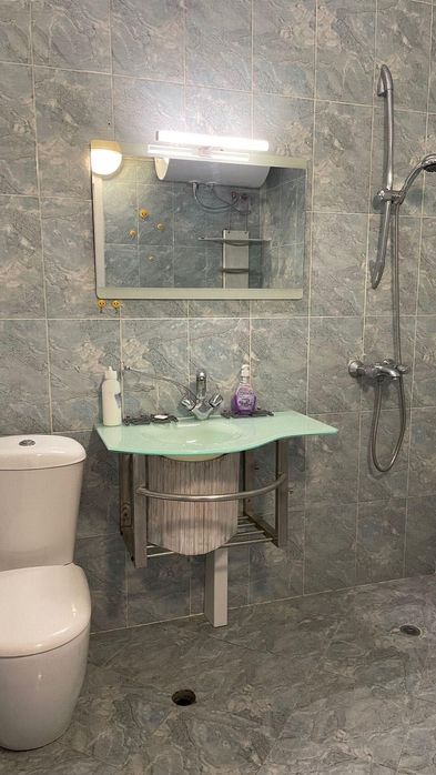 Дава се под наем Тристаен апартамент в София, Красно село - 110 кв.м за 746.64 € - Снимка #9