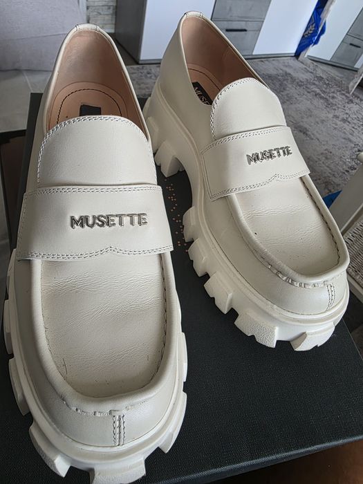 Обувки Musette 38 номер, New Balance също 38 номер