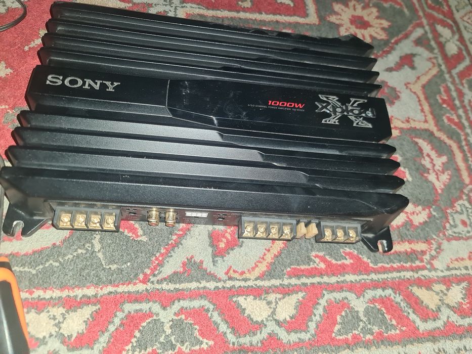 Sony Usilitel 1000wat 4 ta kanali