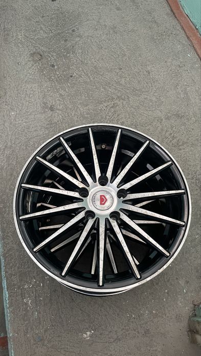 Продам диски Vossen R17