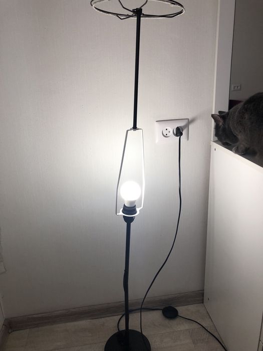 Дом и сад. Лампа.