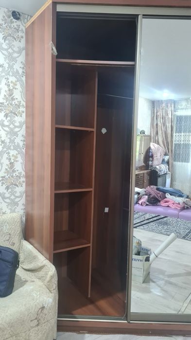 Срочно продам шкаф