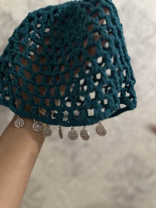 Шапочка ручной работы мама и дочка