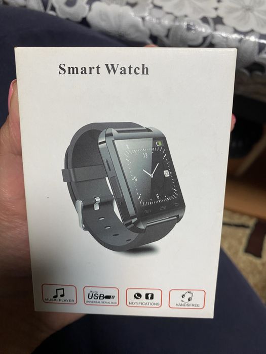 Чисто  нов Смарт часовник