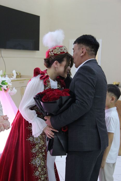 Платье для узату