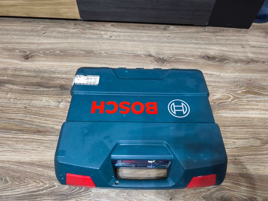 Bosch GSR 18V-50.  300лв.