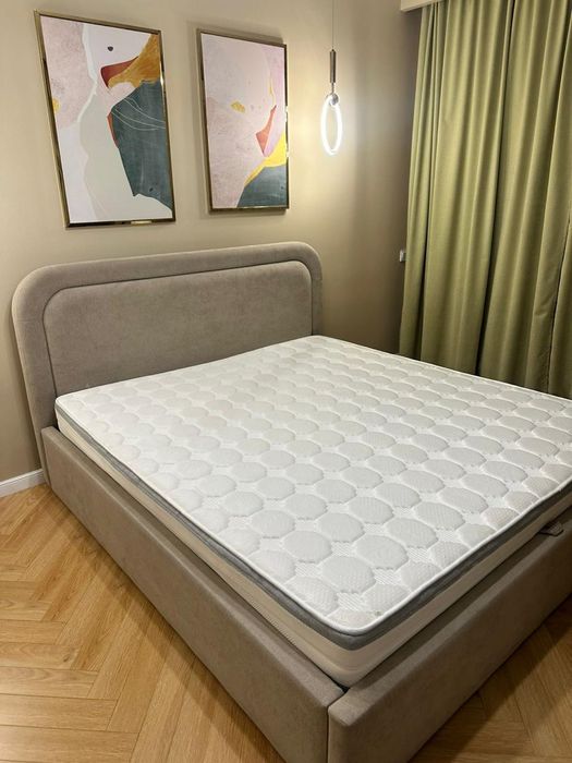 Кровать двухспальная