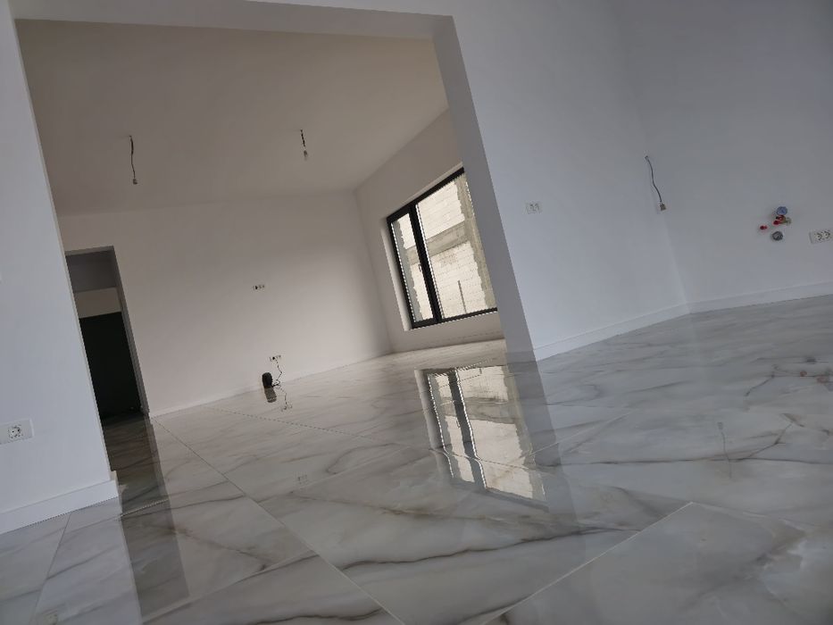 Vand casa constructie an 2024