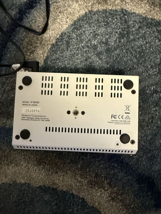 Mixer Roland  V-02HD