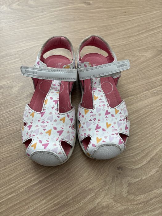 Детски обувки и сандали Biomecanics 28