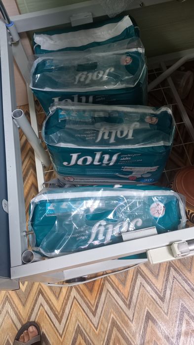 Продам памперсы.