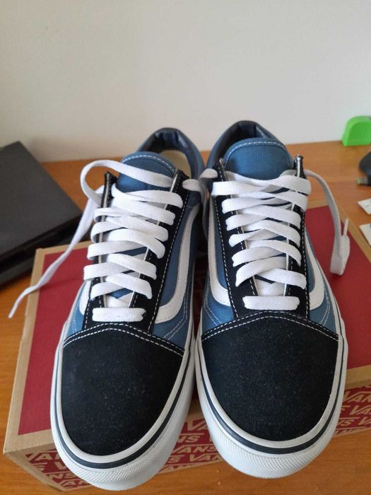 Pantofi noi Vans Old School marime 40,5