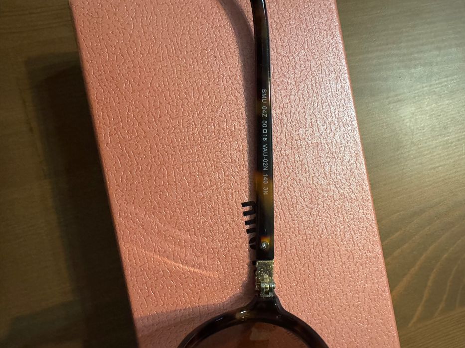 Дамски очила MIU MIU