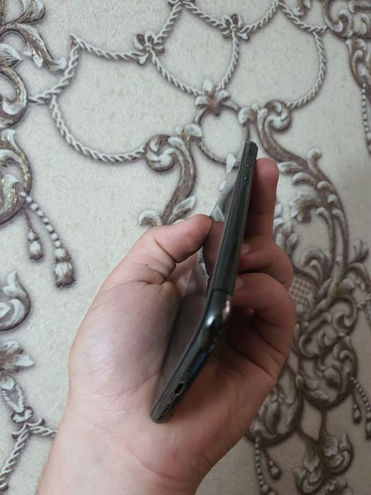 iPhone X 64 xotira