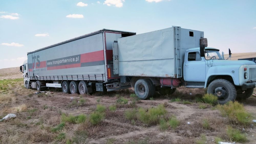 Gaz 53 moshina sotiladi xolati idiyal