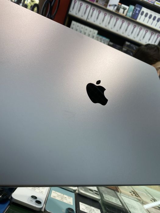 Macbook Pro 16 M3Max/128GB/8TB/SpaceBlack (OpenBox)