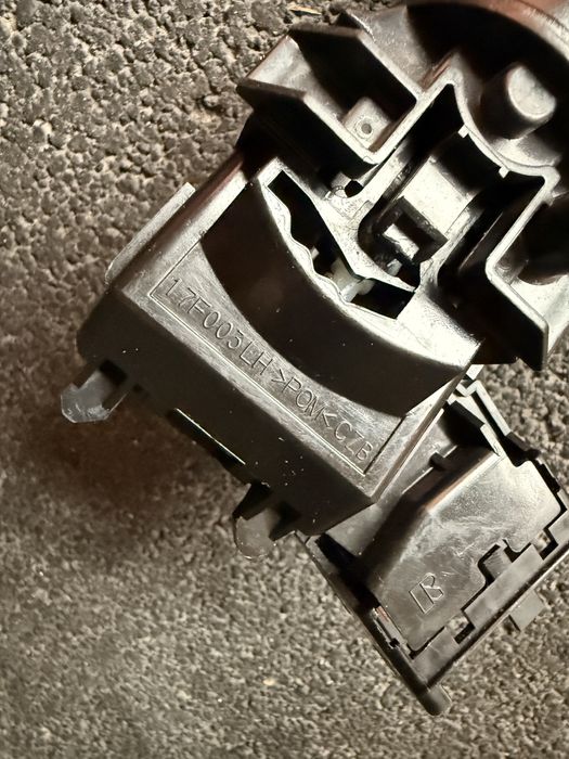 Vand maneta stergatoare Toyota aygo 2016