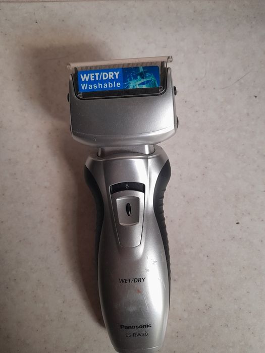 Продам электробритву Panasonic