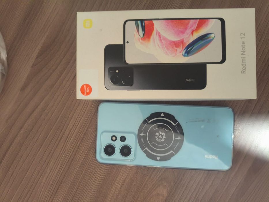Телефон  note 12