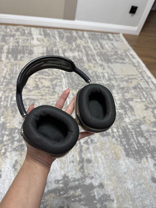 Продам Airpods Max