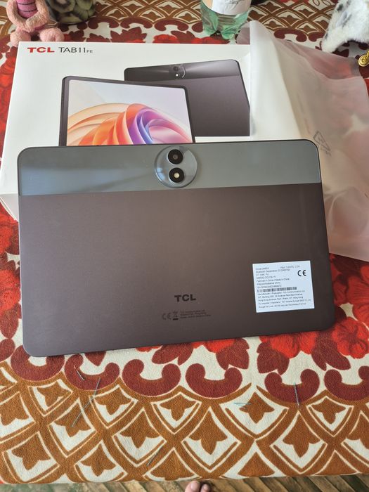 Tcl tab 11Fe  8 ядрен процесор 4Ram