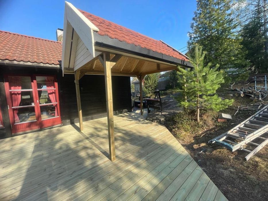 Constructi case la rosu cabane pavaje acoperise etc