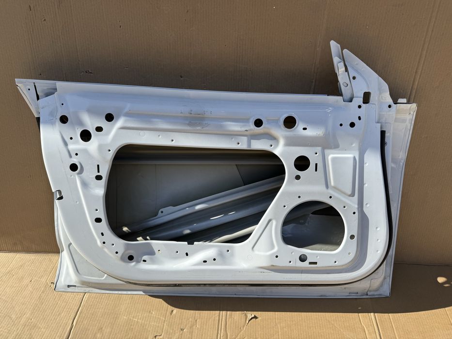 Врата Tesla Model 3