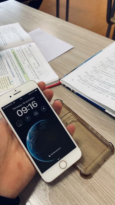 iPhone 8 Без ремонта