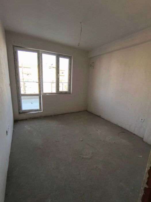 Тристаен апартамент пред Акт 16