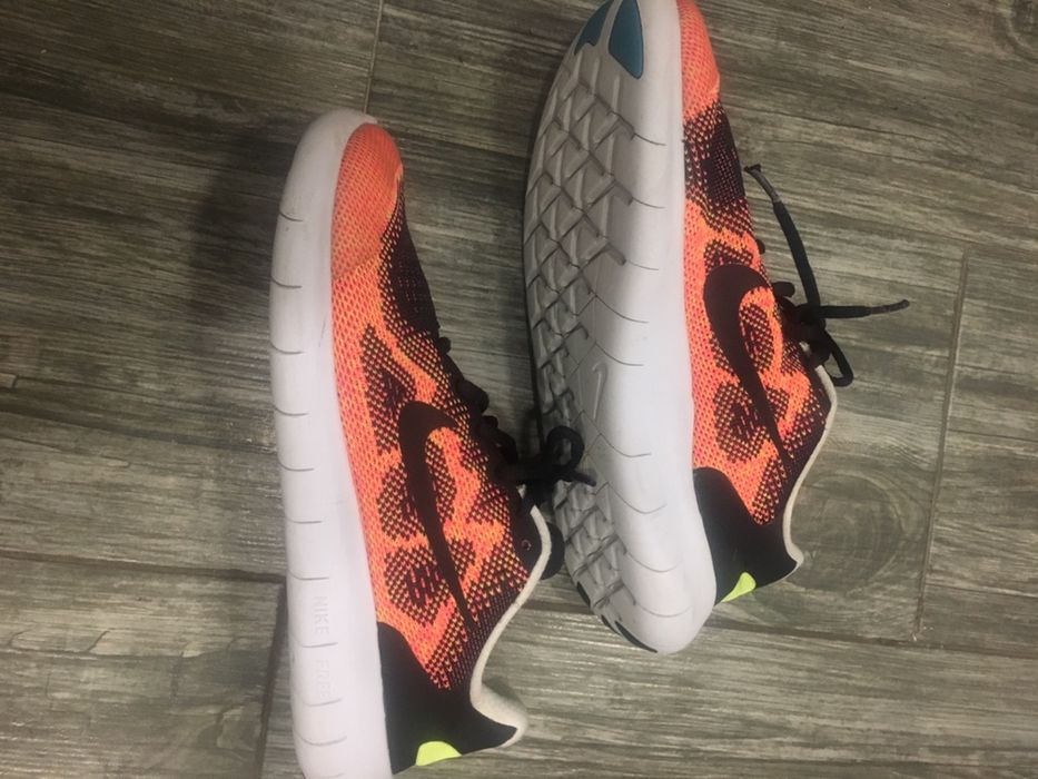 Оригинални маратонки найк, без забележка38.5 номер