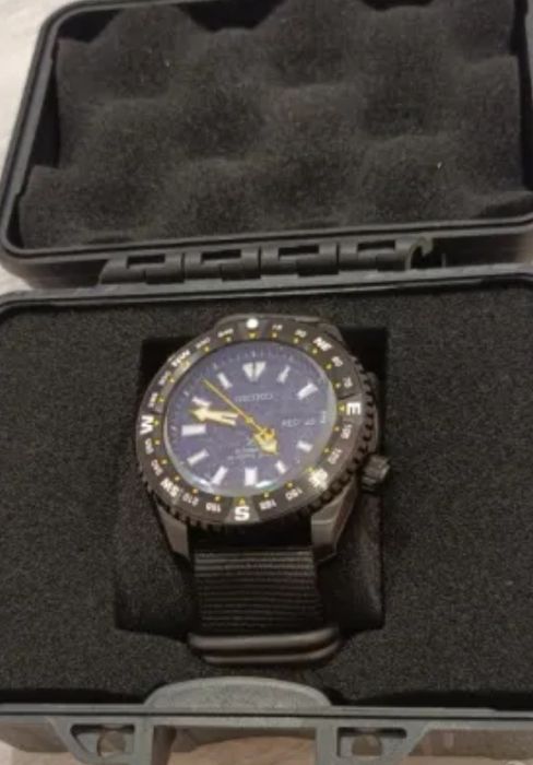 Часовник Seiko PROSPEX automatic diver Black edition