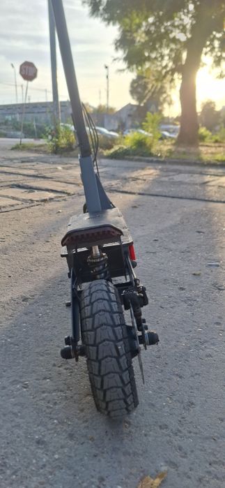 Vand trotineta electrica kukirin g2
