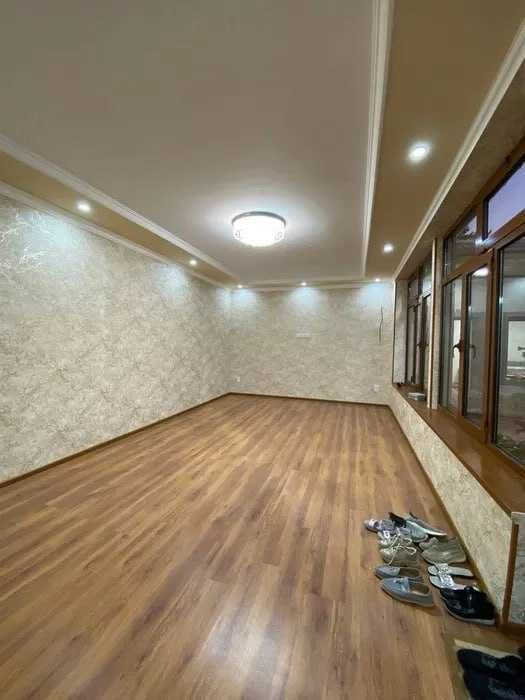 С3 Срочно  Продаётся участок Мирзо-Улугбекский р-н Ул Амир темур