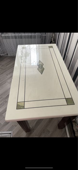 Продам стол мраморный