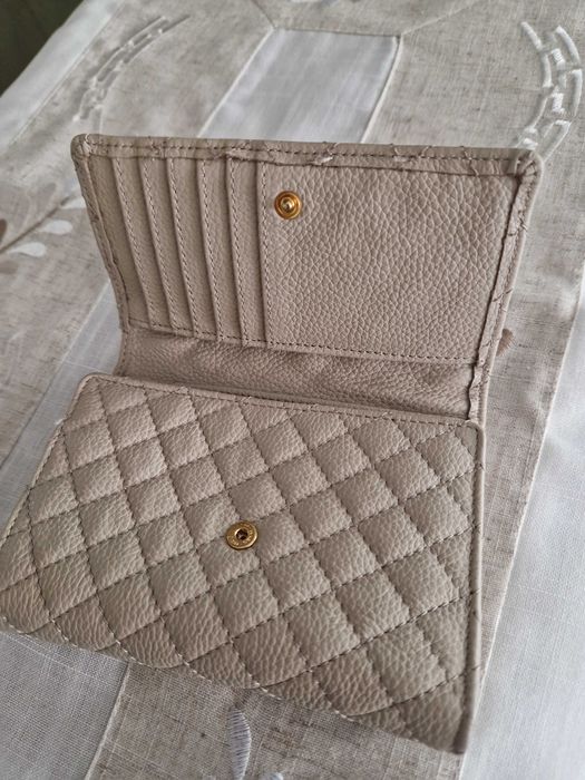 Portofel Musette, modelul Michelle, bej, nou