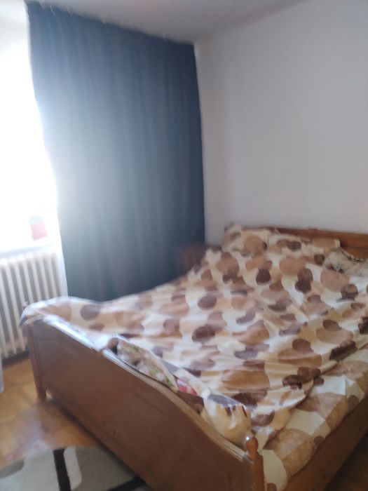 Inchiriez apartament cu doua camere