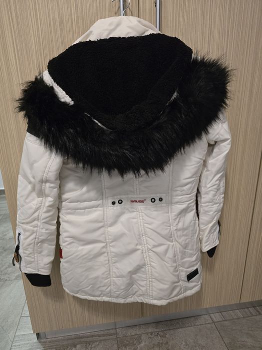 Vând geaca imblanita dama