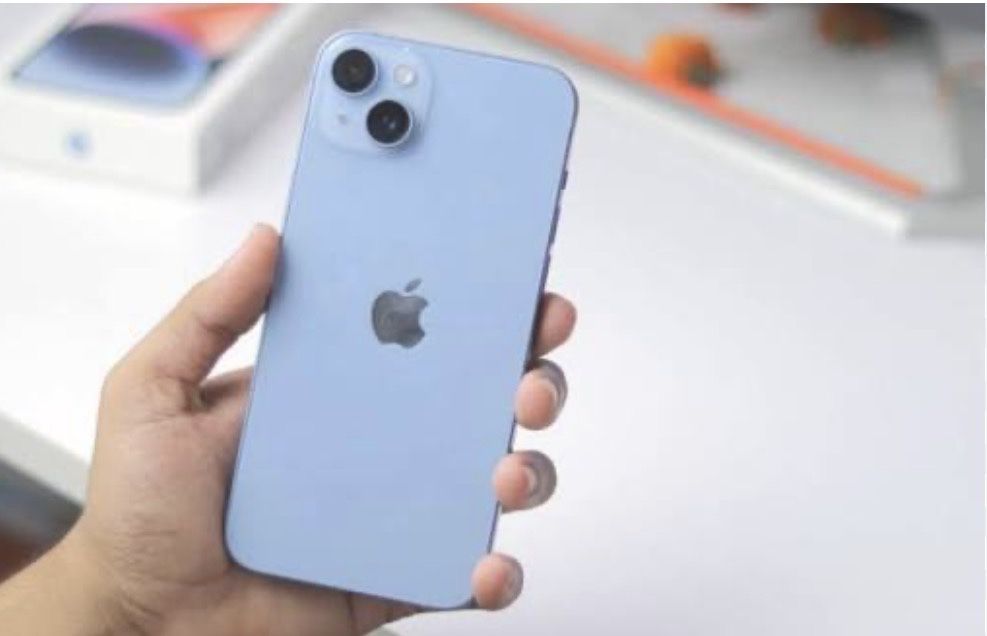 Продам айфон 14. 128 гб акум 82% без ремонта