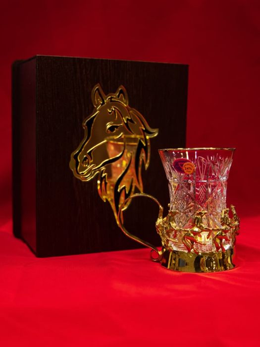 Подстаканник бронзовый