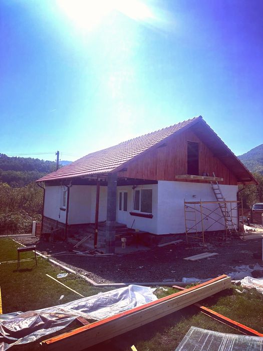 Casă de vânzare la munte
