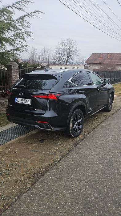 Lexus NX F-sport facelift 2019 unic proprietar made in Japan