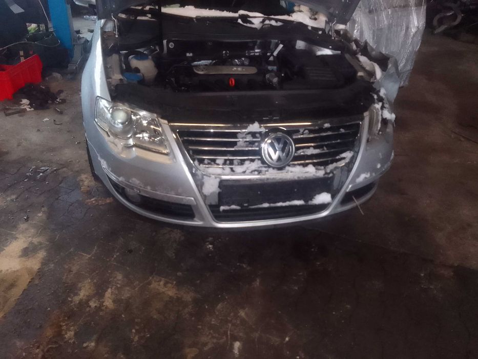 Сиденья пассат б6   ткань темные